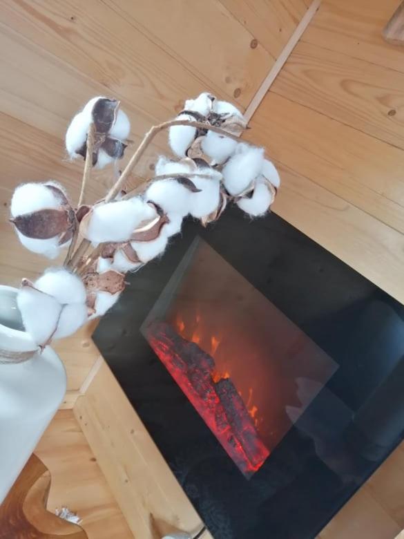 Le Studio Du Pressoir Gisay 외부 사진